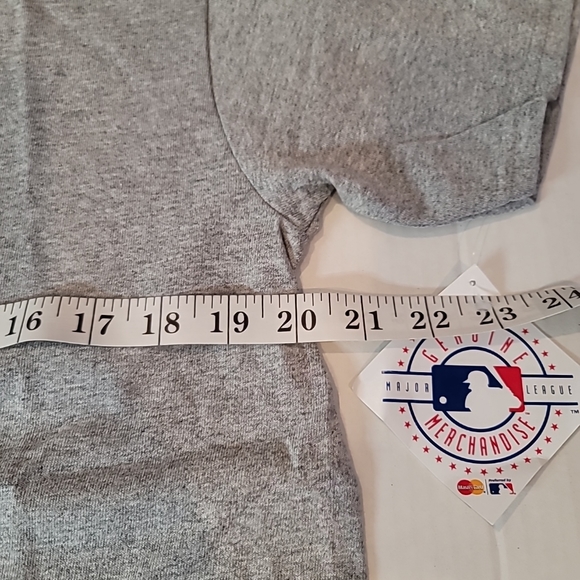 MLB Genuine Merchandise Baltimore Orioles Beam Me Up T-Shirt Men's Medium NWT - Picture 3 of 4